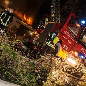 22298211289_15cc1fd672_b-min-min